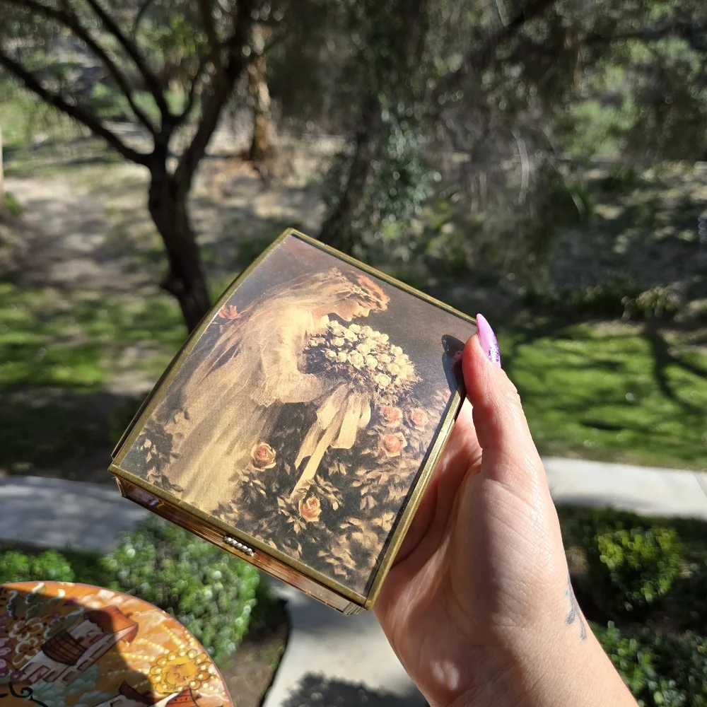 VTG Enesco Bride‎ Brass Trinket Box Hand Crafted Glass Made In MEXICO MCM
